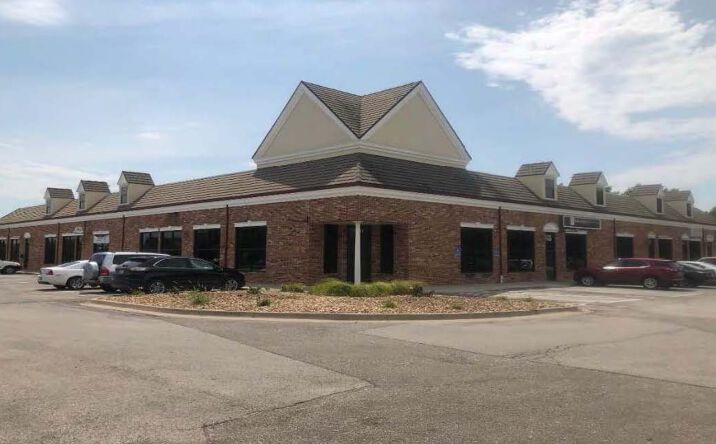 Pictures of Retail, Office property located at 1741-1771 NW Burdett Crossing, Blue Springs, MO 64015 for lease - image #1