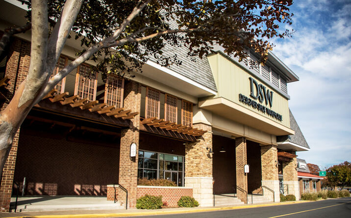 Retail For Lease — 610-620 Riverside Shops Way, Charlottesville, VA 22911,  USA, United States