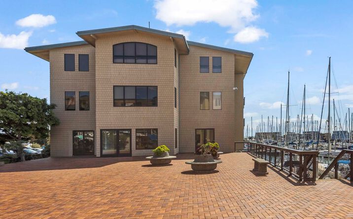 Pictures of Office property located at 1120-1160 Brickyard Cove Road, Richmond, CA 94801 for lease - image #1
