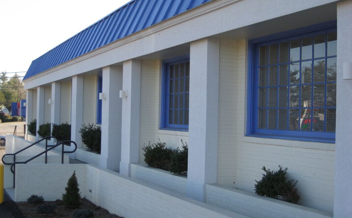 Pictures of Office property located at 2728 Colonial Ave SW, Roanoke, VA 24015 for lease - image #1