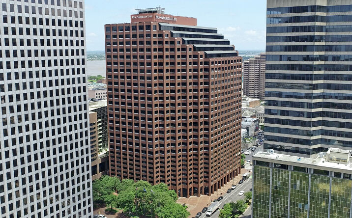 Pictures of Office property located at 601 Poydras St, New Orleans, LA 70130 for lease - image #1