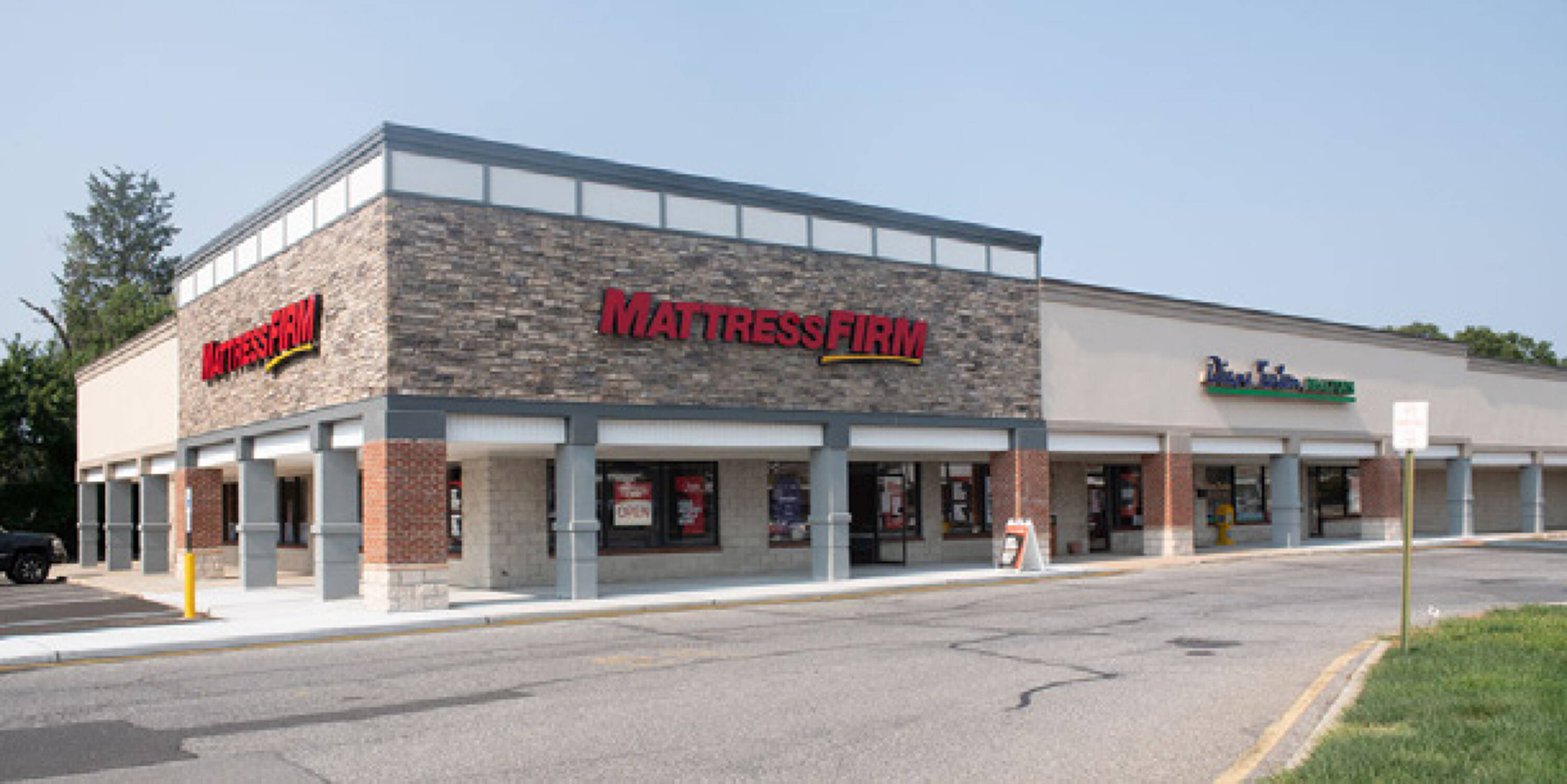 1350 Hooper Avenue, Toms River, NJ 08753