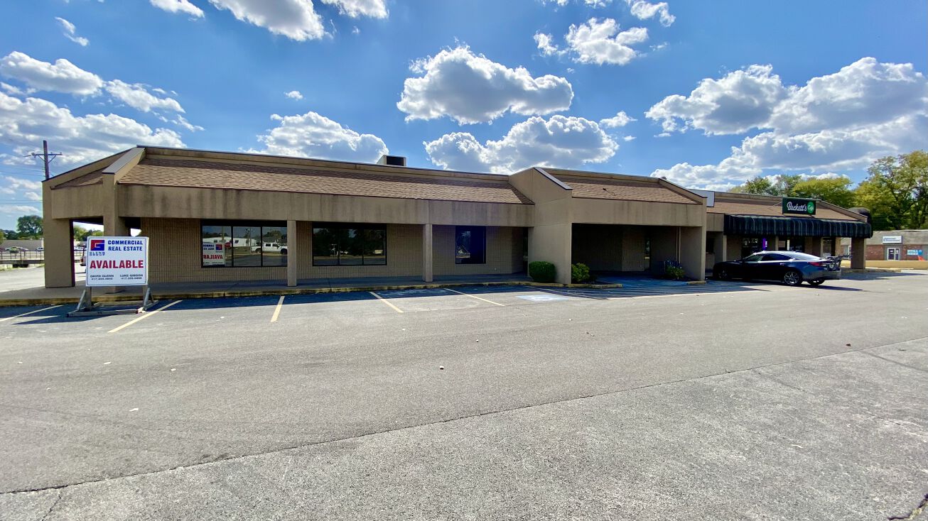 705 S Illinois Ave, Joplin, MO 64801