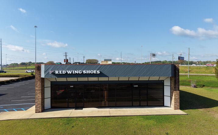 Pictures of Retail property located at 340 Eastdale Circle, Montgomery, AL 36117 for lease - image #1