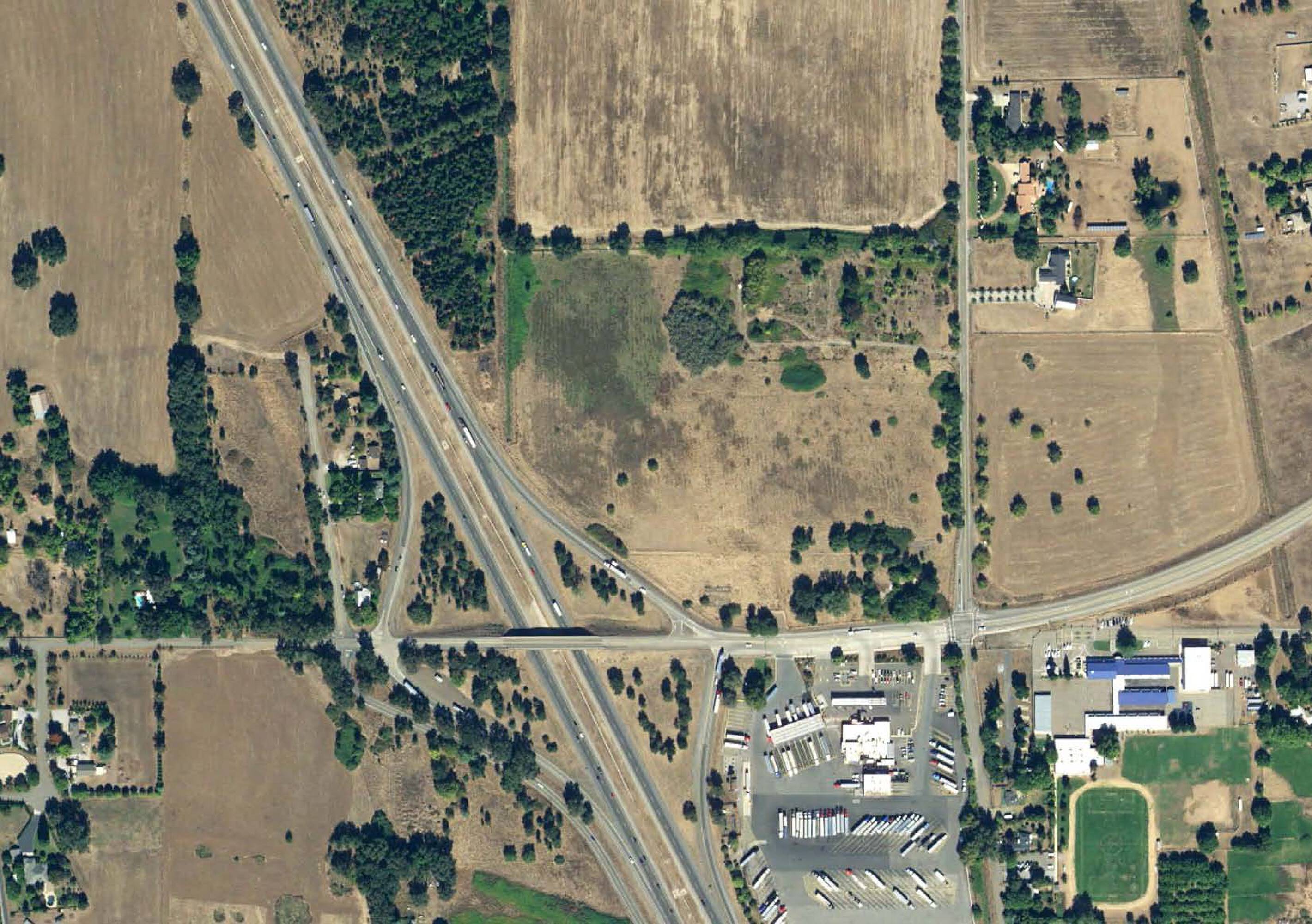I5 & Knighton Rd, Redding, CA 96002