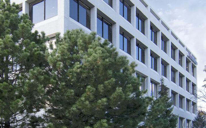 Pictures of Office property located at 1834 Walden Office Square, Schaumburg, IL 60173 for lease - image #1