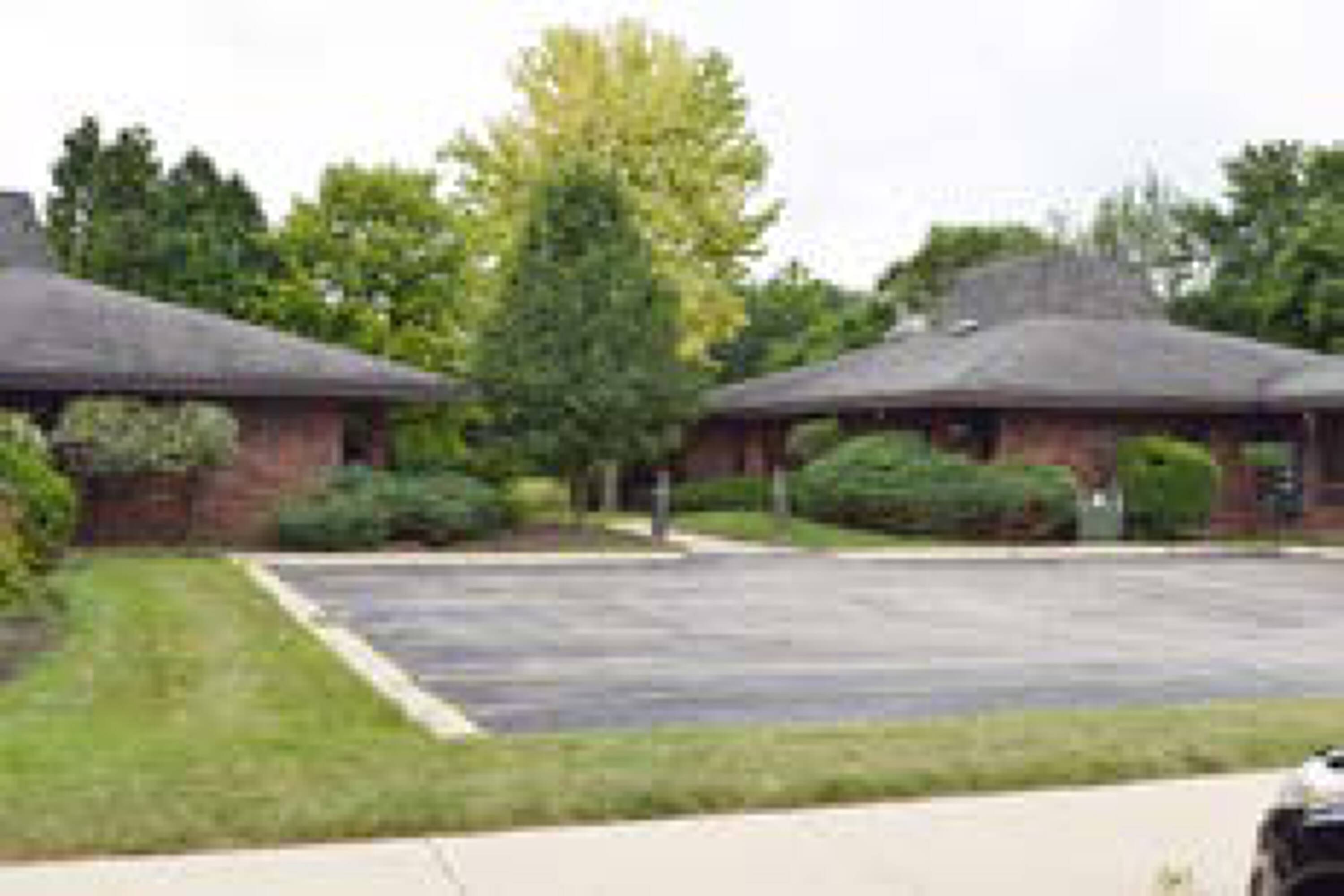 1803-1995 Hicks Road, Rolling Meadows, IL 60008 | Crexi.com