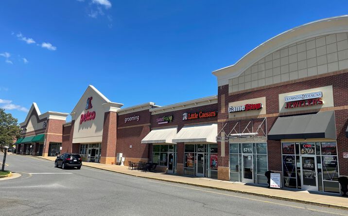 Pictures of Retail property located at 5701 - 5769 Plank Road, Fredericksburg, VA 22407 for lease - image #1