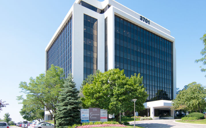 Pictures of Office property located at 3701 W Algonquin Rd, Rolling Meadows, IL 60008 for lease - image #1