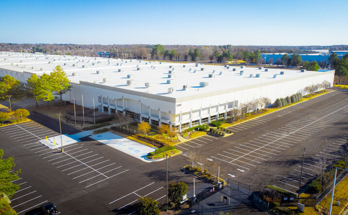 Pictures of Industrial property located at 5200 Tradeport Dr, Memphis, TN 38141 for lease - image #1