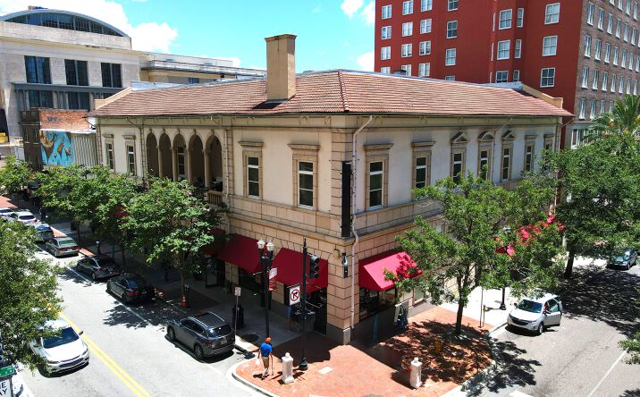 Pictures of Office property located at 201 N Laura St, Jacksonville, FL 32202 for lease - image #1