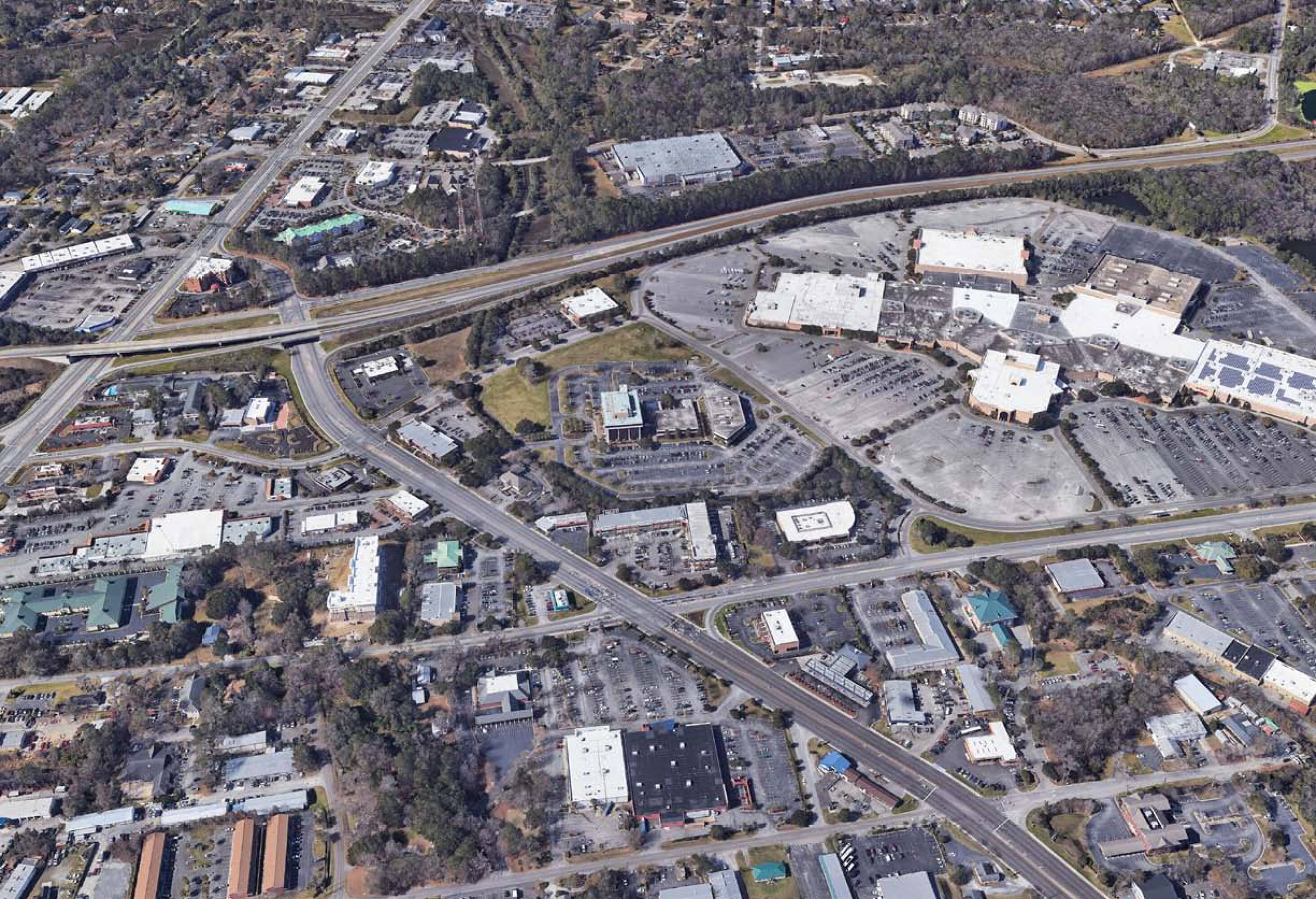 2048 Sam Rittenberg Blvd, Charleston, SC 29407