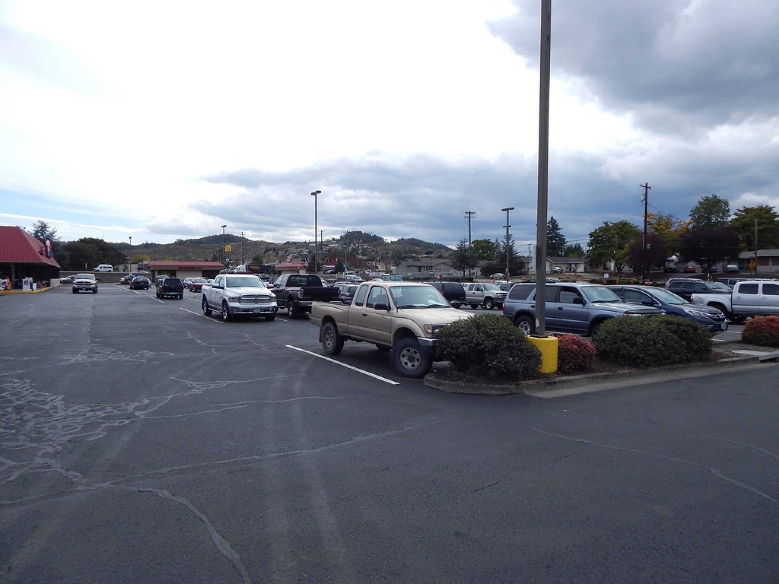 4601 Carnes Rd, Roseburg, OR 97470