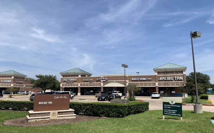 Pictures of Retail property located at 24140 Northwest Fwy, Houston, TX 77429 for lease - image #1