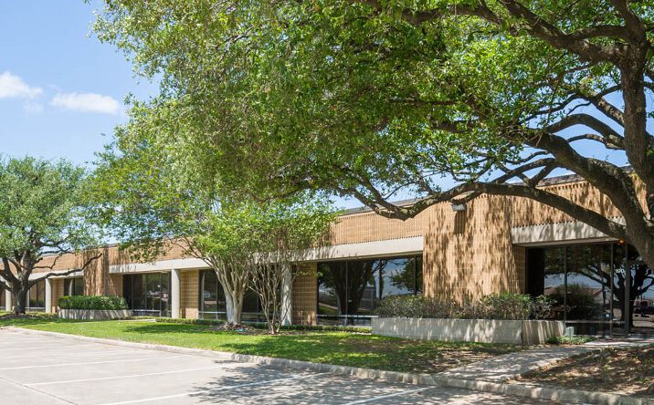 Pictures of Office, Industrial property located at 8275 El Rio St, Houston, TX 77054 for lease - image #1