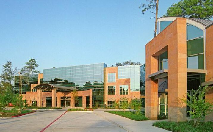 Pictures of Office property located at 9303 Pinecroft Dr, The Woodlands, TX 77380 for lease - image #1