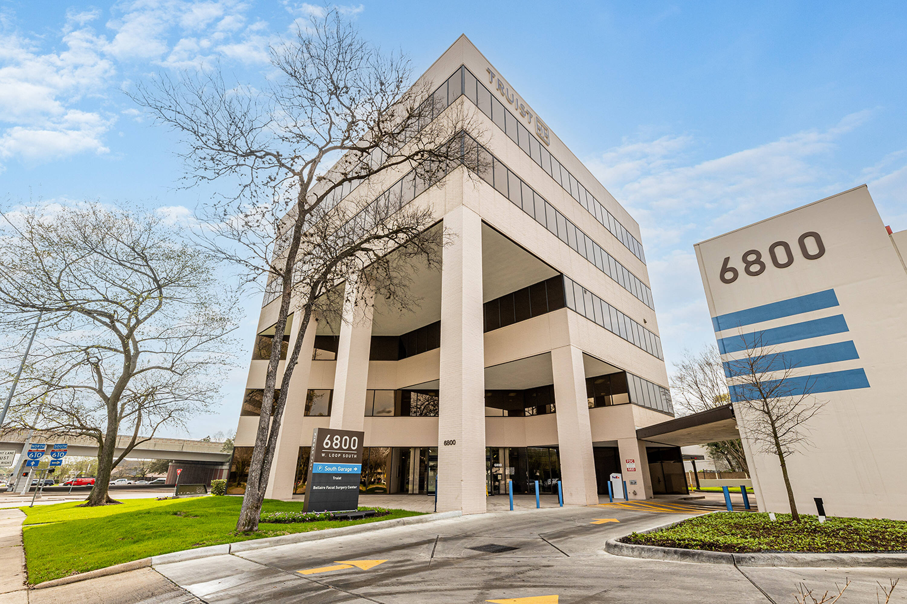 Pin Oak Park South - 6800 WLS
