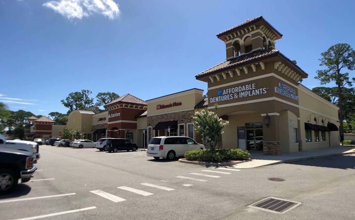 Pictures of Retail, Office property located at 1173 W International Speedway Blvd, Daytona Beach, FL 32114 for lease - image #1
