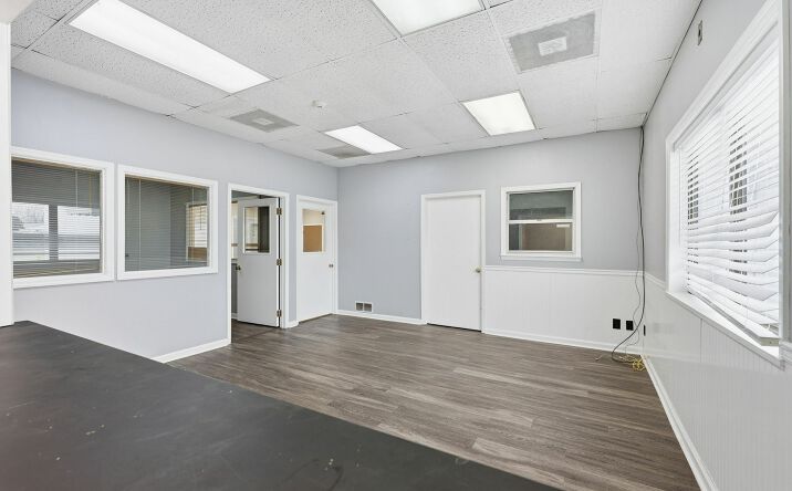 Pictures of Industrial property located at 476 Moreno St, Gainesville, GA 30501 for lease - image #1