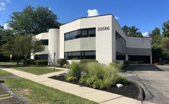Pictures of Office property located at 29566 Northwestern Hwy, Southfield, MI 48034 for lease - image #1