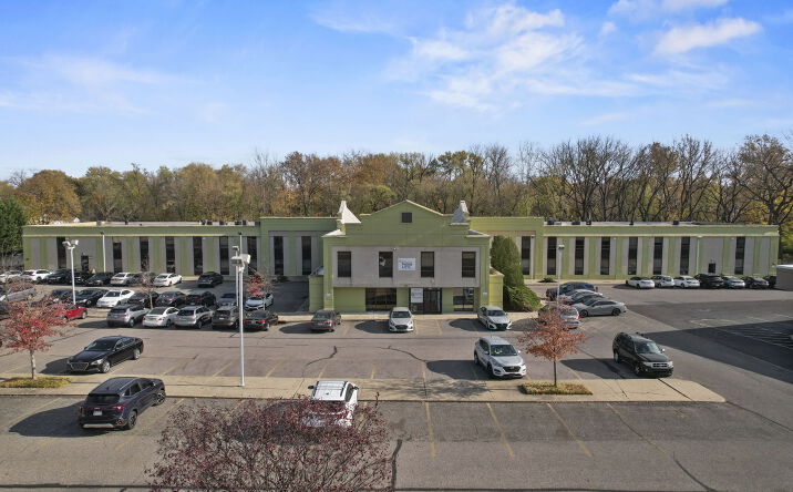 Pictures of Office property located at 715 Twining Rd, Dresher, PA 19025 for lease - image #1
