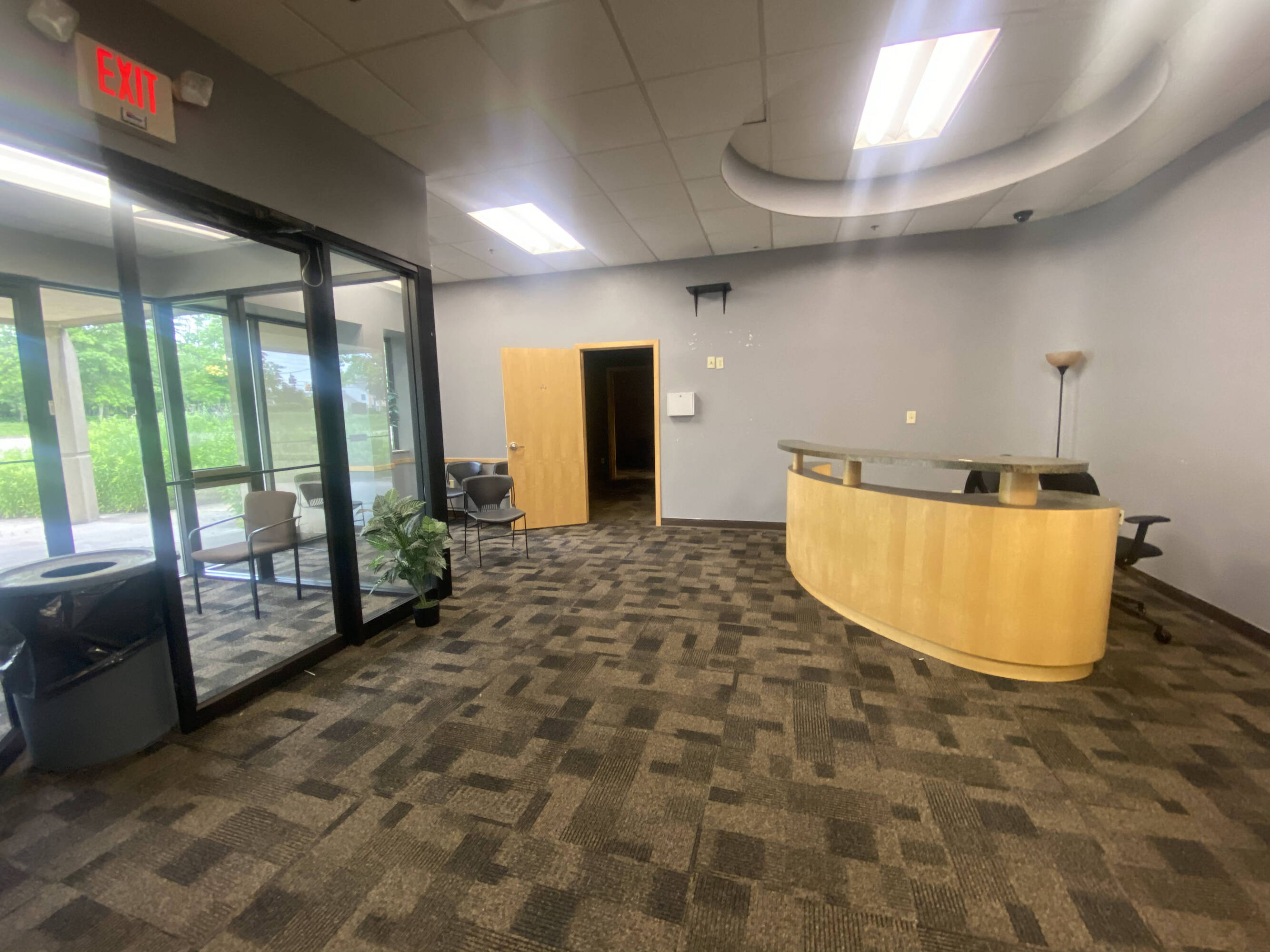 1661 Waycross Rd, Cincinnati, OH 45240