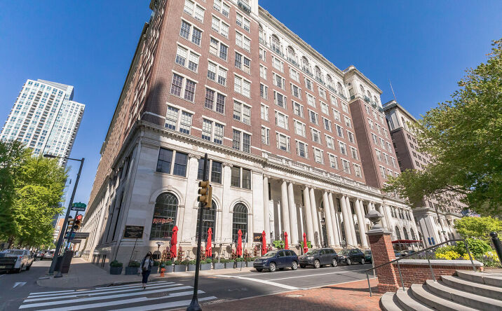 Pictures of Office, Land property located at 601 Walnut St, Philadelphia, PA 19106 for lease - image #1