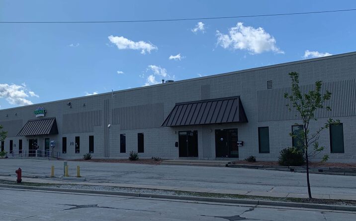 Pictures of Retail, Industrial property located at 2757 S 5th Court, Milwaukee, WI 53207 for lease - image #1