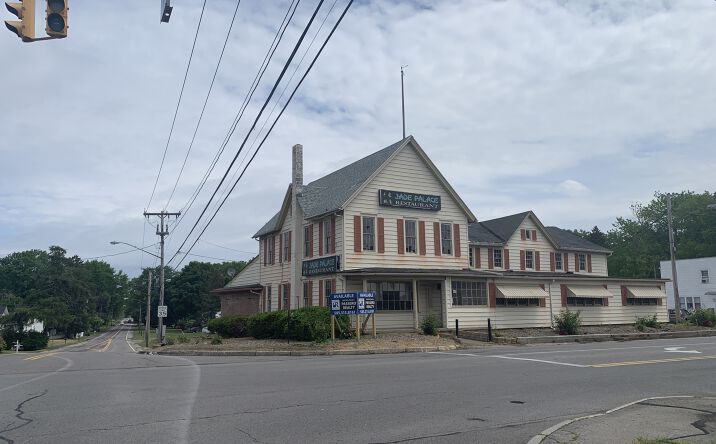 Pictures of Restaurant, Retail, Special Purpose property located at 602 Ridge Rd, Webster, NY 14580 for lease - image #1