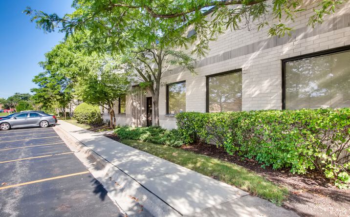 Pictures of Industrial property located at 1840-1894 S. Elmhurst Road, Mount Prospect, IL 60056 for lease - image #1