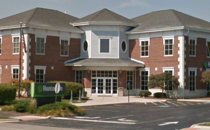 Pictures of Office property located at 480 Center Street, Grayslake, IL 60030 for lease - image #1