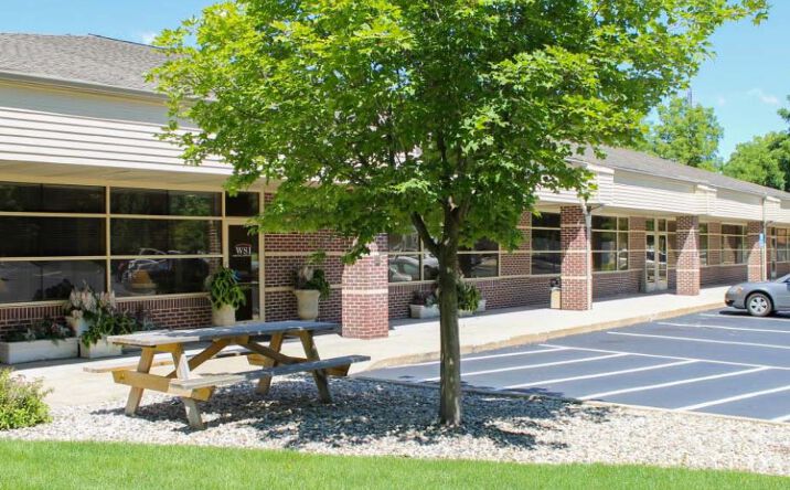 Pictures of Office property located at 3497 S 9th St, Kalamazoo, MI 49009 for lease - image #1