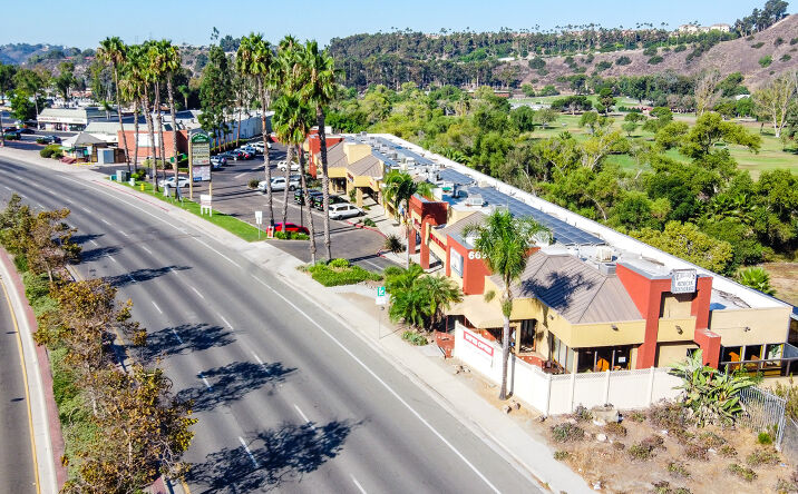Pictures of Retail property located at 6690 Mission Gorge Rd, San Diego, CA 92120 for lease - image #1