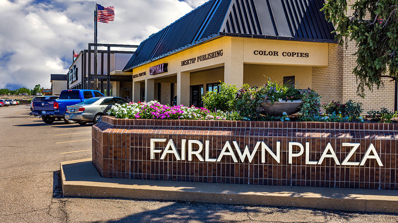 21St Street & Fairlawn Road, Topeka, KS 666014 Retail Space for Lease