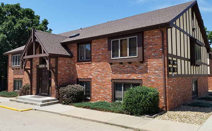 Pictures of Office property located at 5877 SW 29th St, Topeka, KS 66614 for lease - image #1