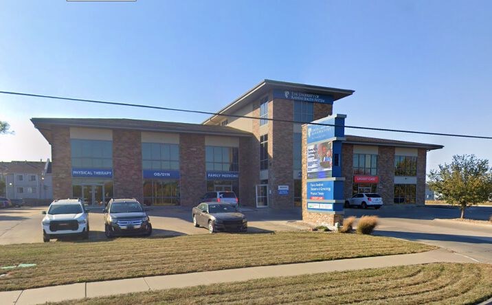 Pictures of Office property located at 2641 SW Wanamaker Rd, Topeka, KS 66614 for sales - image #1