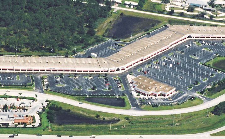 Pictures of Office, Industrial, Retail property located at 2735 Peters Rd, Fort Pierce, FL 34945 for lease - image #1