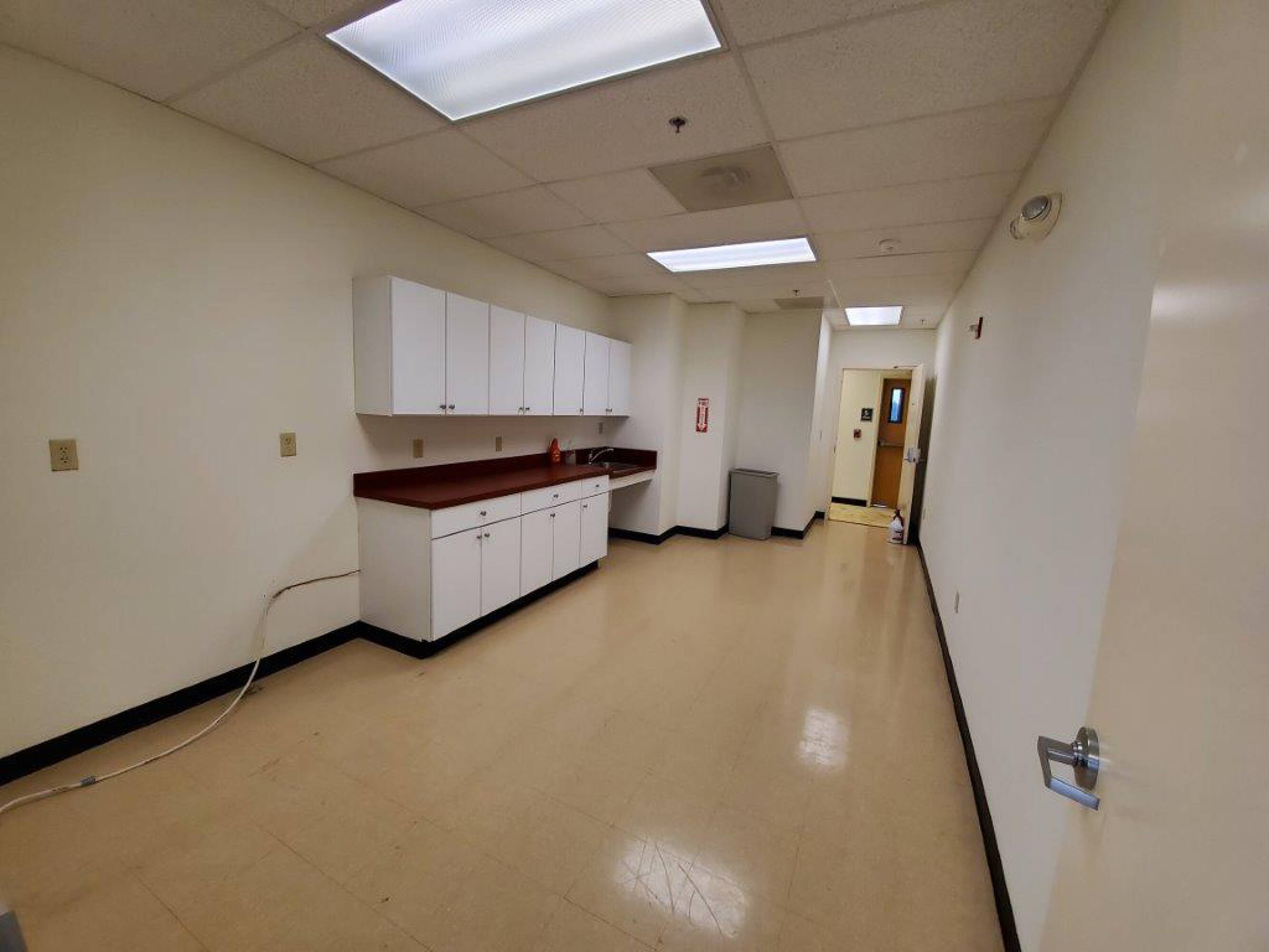 8551 Rixlew Ln, Manassas, VA 20109