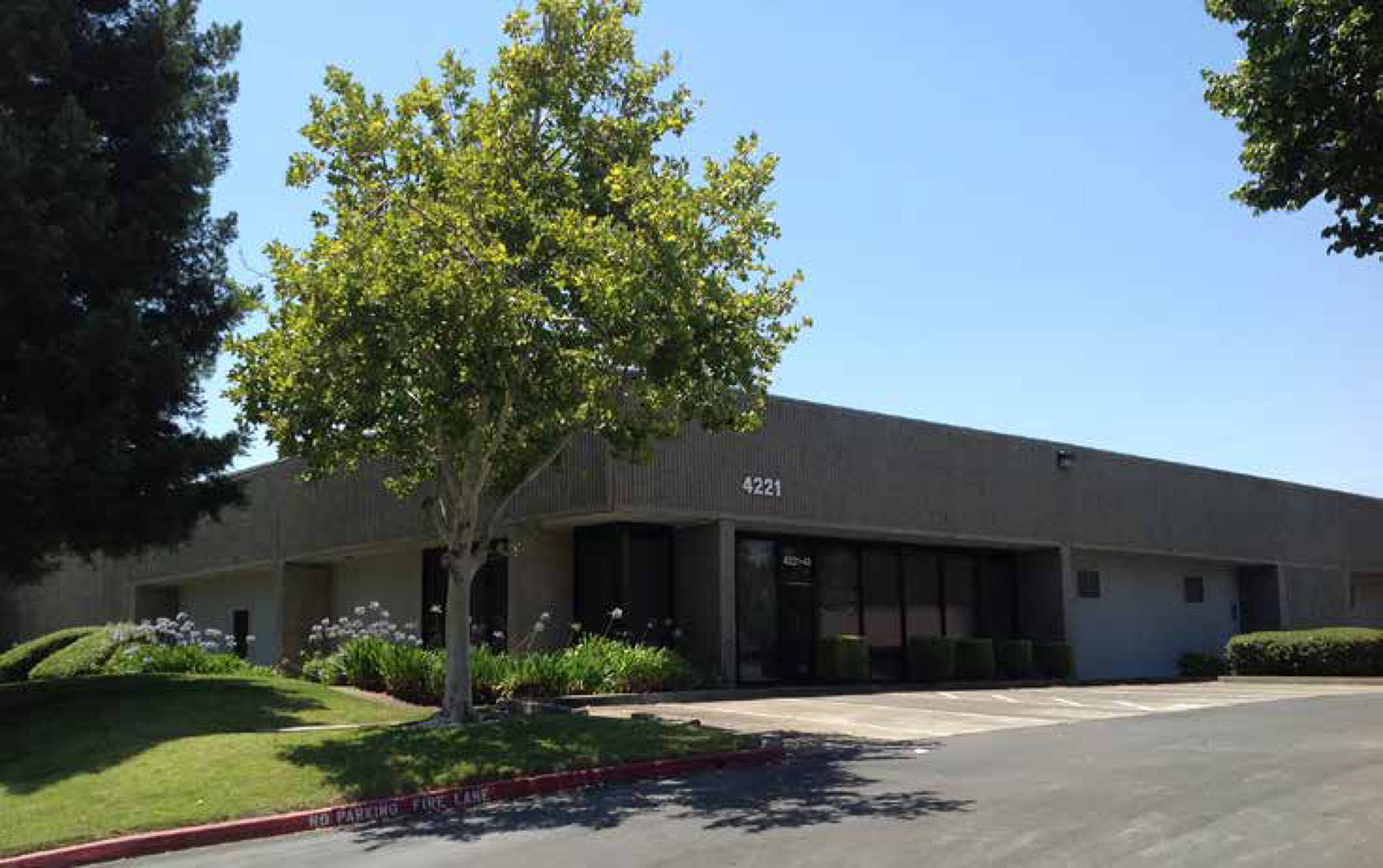 4221 N Freeway Blvd, Sacramento, CA 95834 - Office Space for Lease