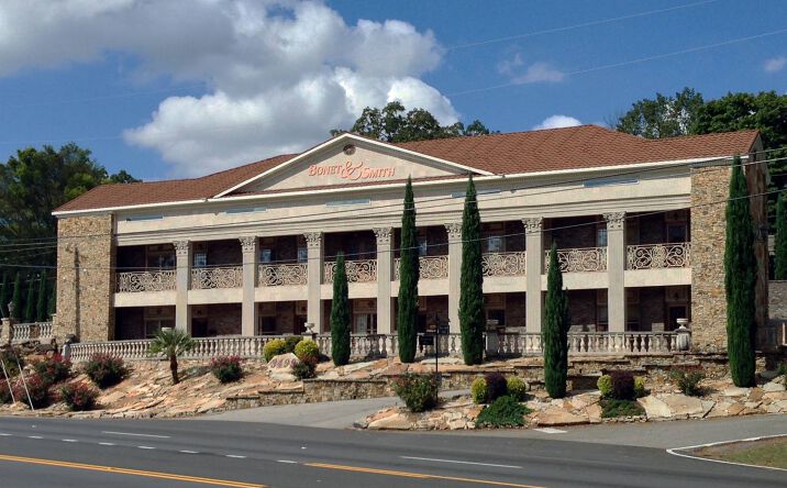 Pictures of Office property located at 3499 Independence Dr, Birmingham, AL 35209 for lease - image #1