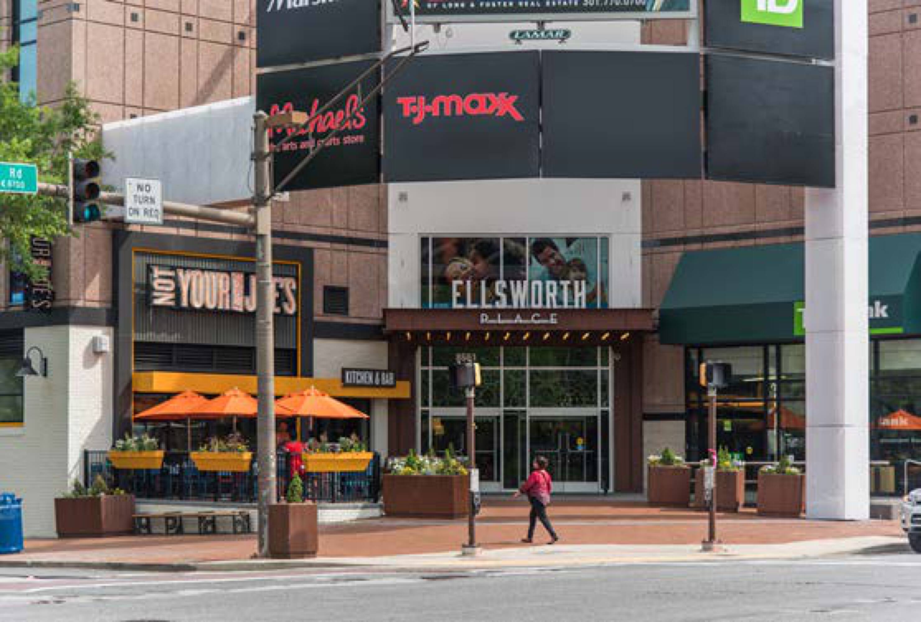 FOREVER 21 - CLOSED - 8661 Colesville Rd, Silver Spring, Maryland