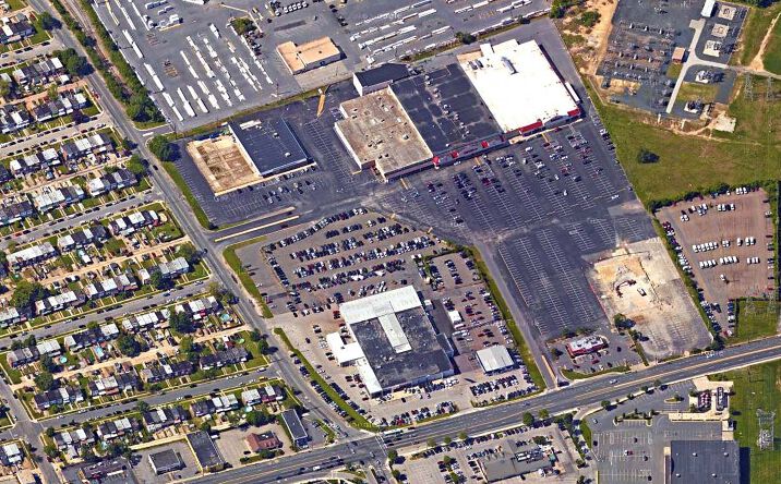 Pictures of Retail property located at 7930-7938 Eastern Ave, Baltimore, MD 21224 for lease - image #1