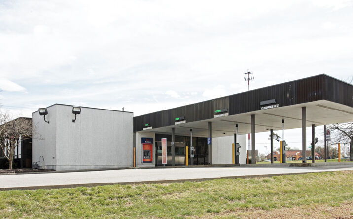 Pictures of Retail, Special Purpose property located at 14500 Warwick Blvd, Newport News, VA 23608 for lease - image #1