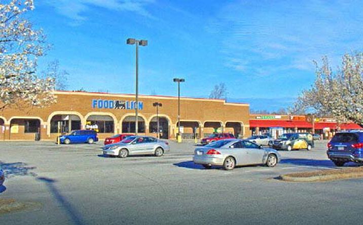Pictures of Retail property located at 3228 Randleman Rd, Greensboro, NC 27406 for lease - image #1