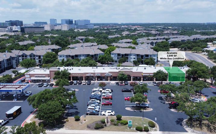 Pictures of Retail property located at 11900 Metric Boulevard, Austin, TX 78758 for lease - image #1
