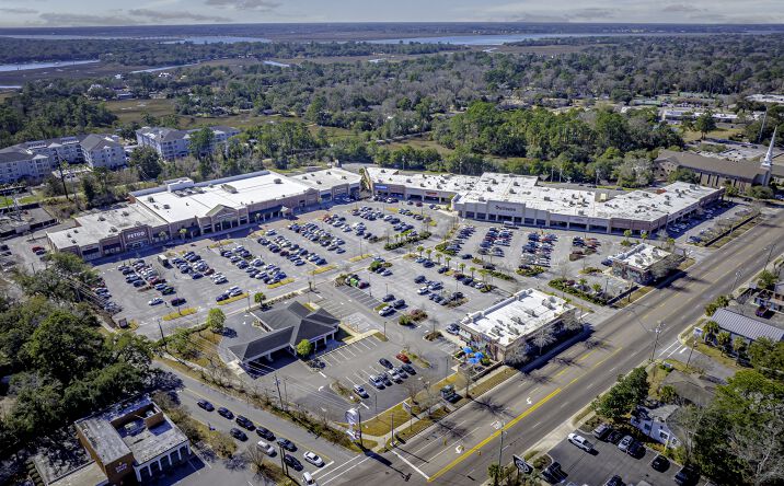 Pictures of Retail property located at 975 Savannah Hwy, Charleston, SC 29407 for lease - image #1