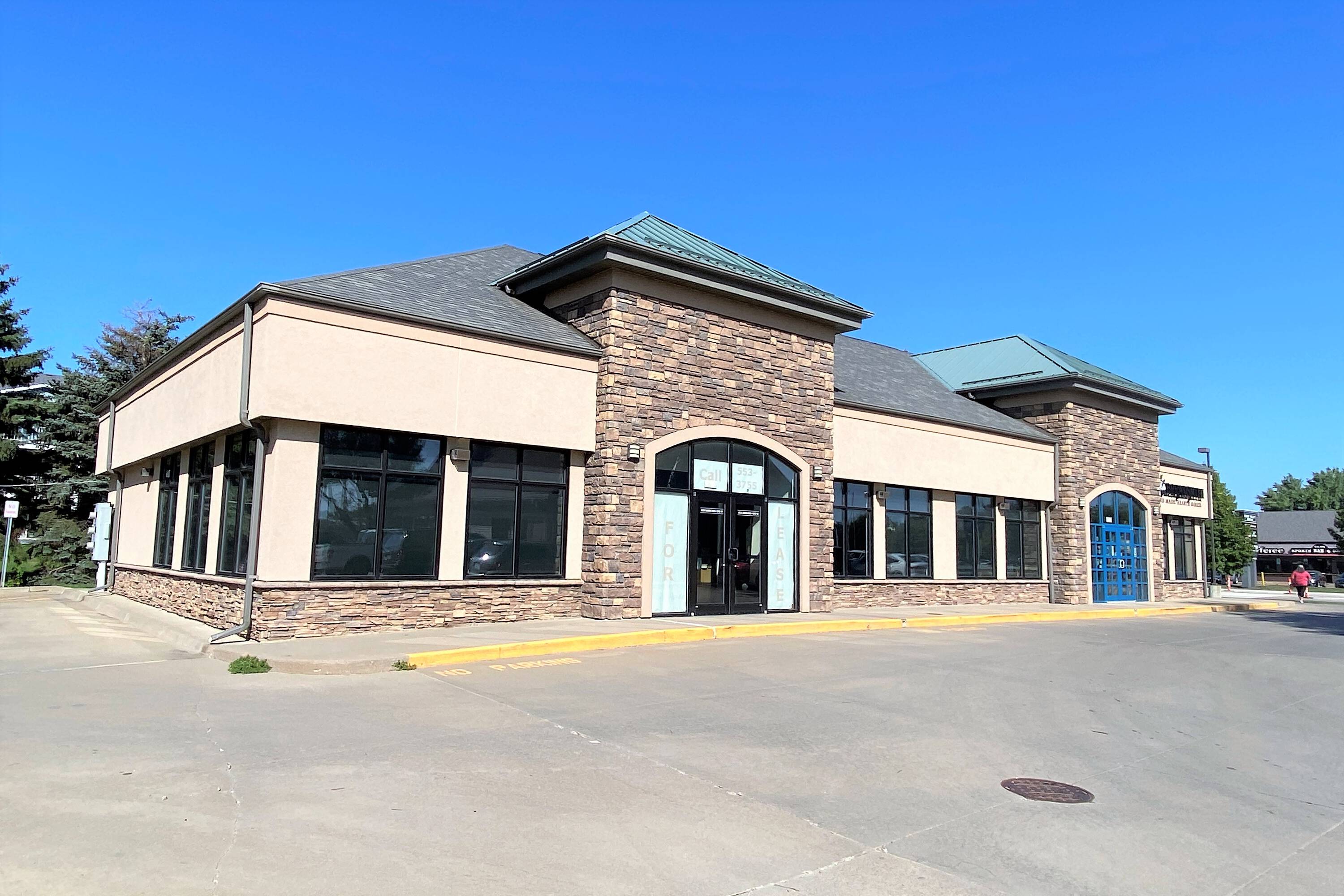 1813 S Marion Rd, Sioux Falls, SD 57106