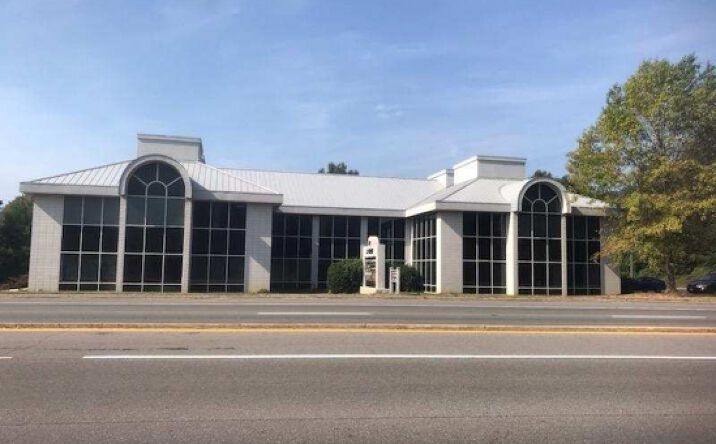 Pictures of Office property located at 2727 Electric Rd SW, Cave Spring, VA 24018 for lease - image #1