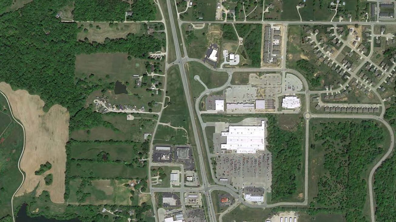 13 Highway & Hawthorne Blvd, Warrensburg, MO 64093 Land for Lease