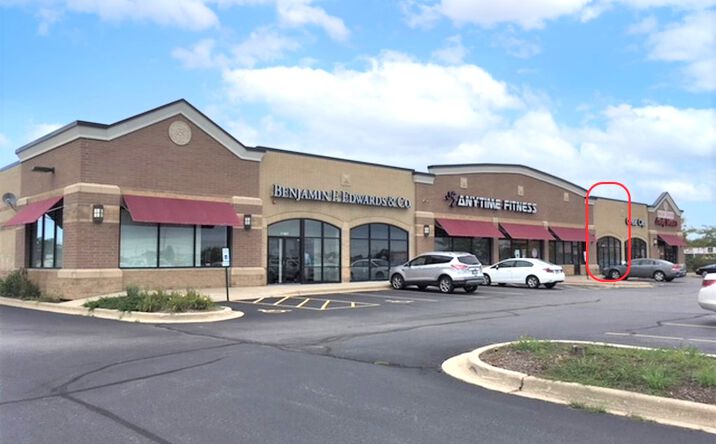 Pictures of Retail, Office property located at 11609 Catalpa Ln, Woodstock, IL 60098 for lease - image #1